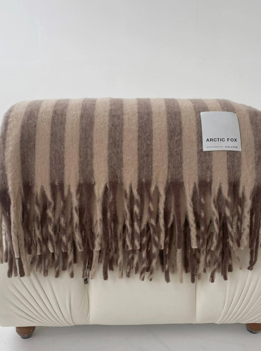 The Reykjavik Throw stripe - ARCTIC FOX & co