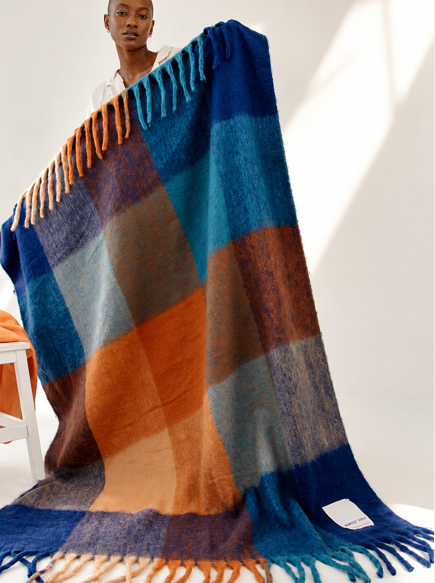The Reykjavik Throw - Tokyo Lights- ARCTIC FOX & co