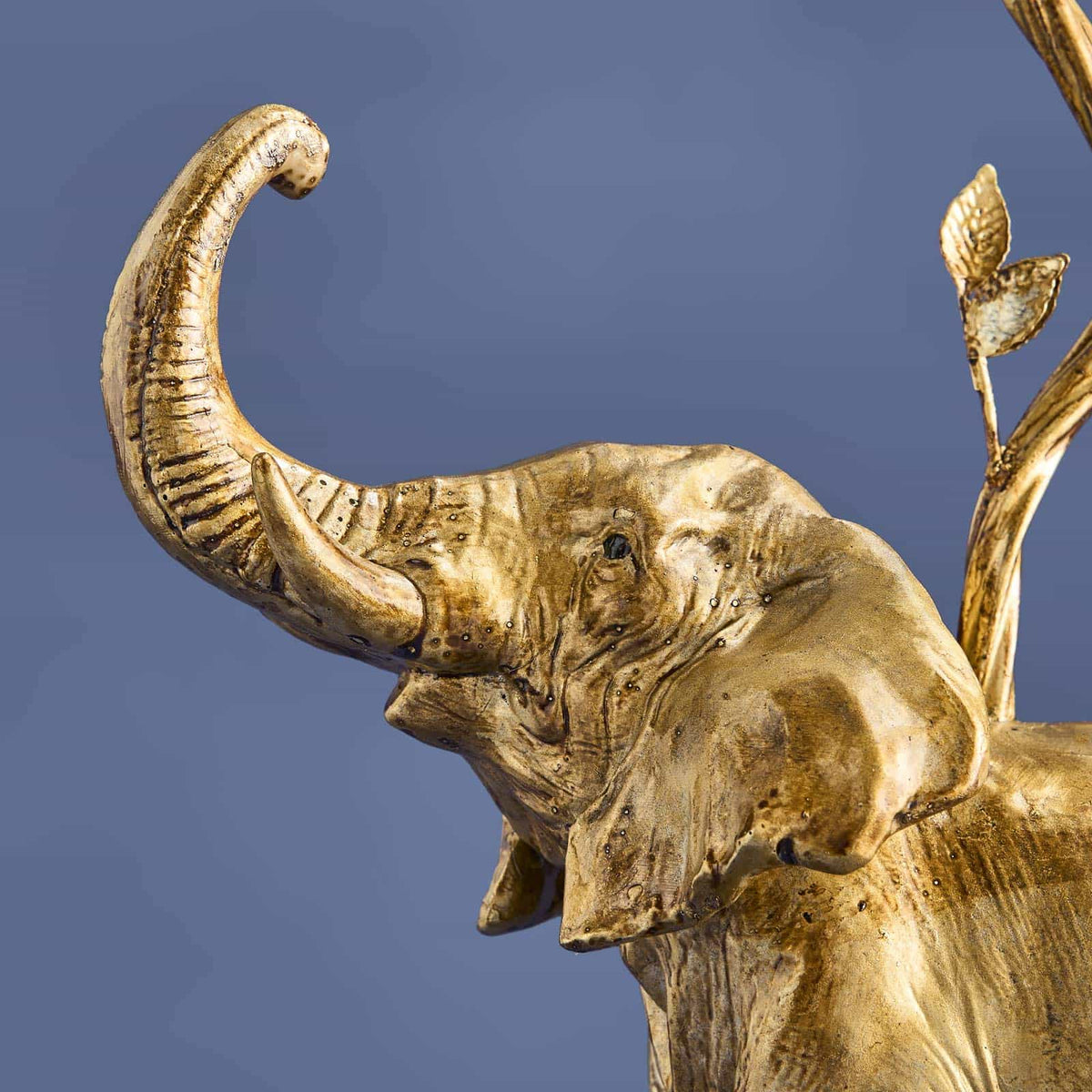 Elephant Candleholder gold