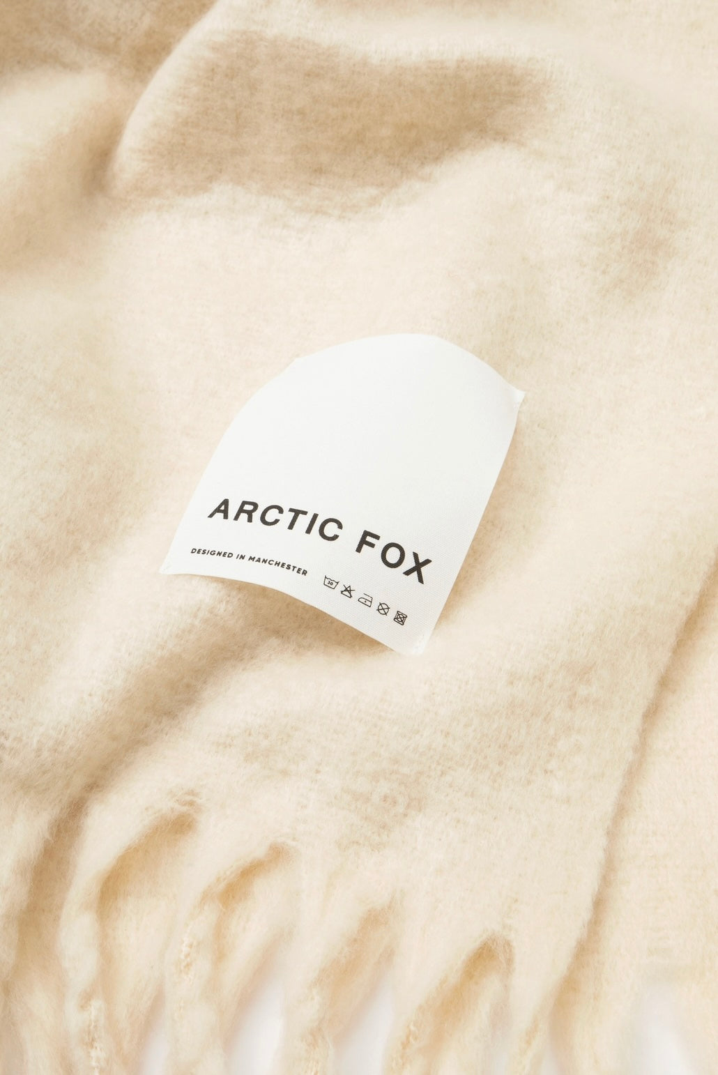 The Reykjavik Throw - Tokyo Lights- ARCTIC FOX & co