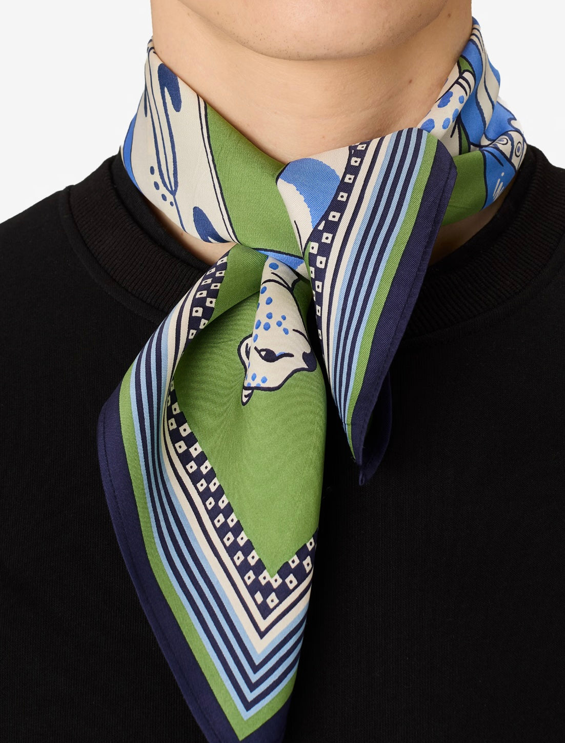 Collector scarf green - Inoui Editions