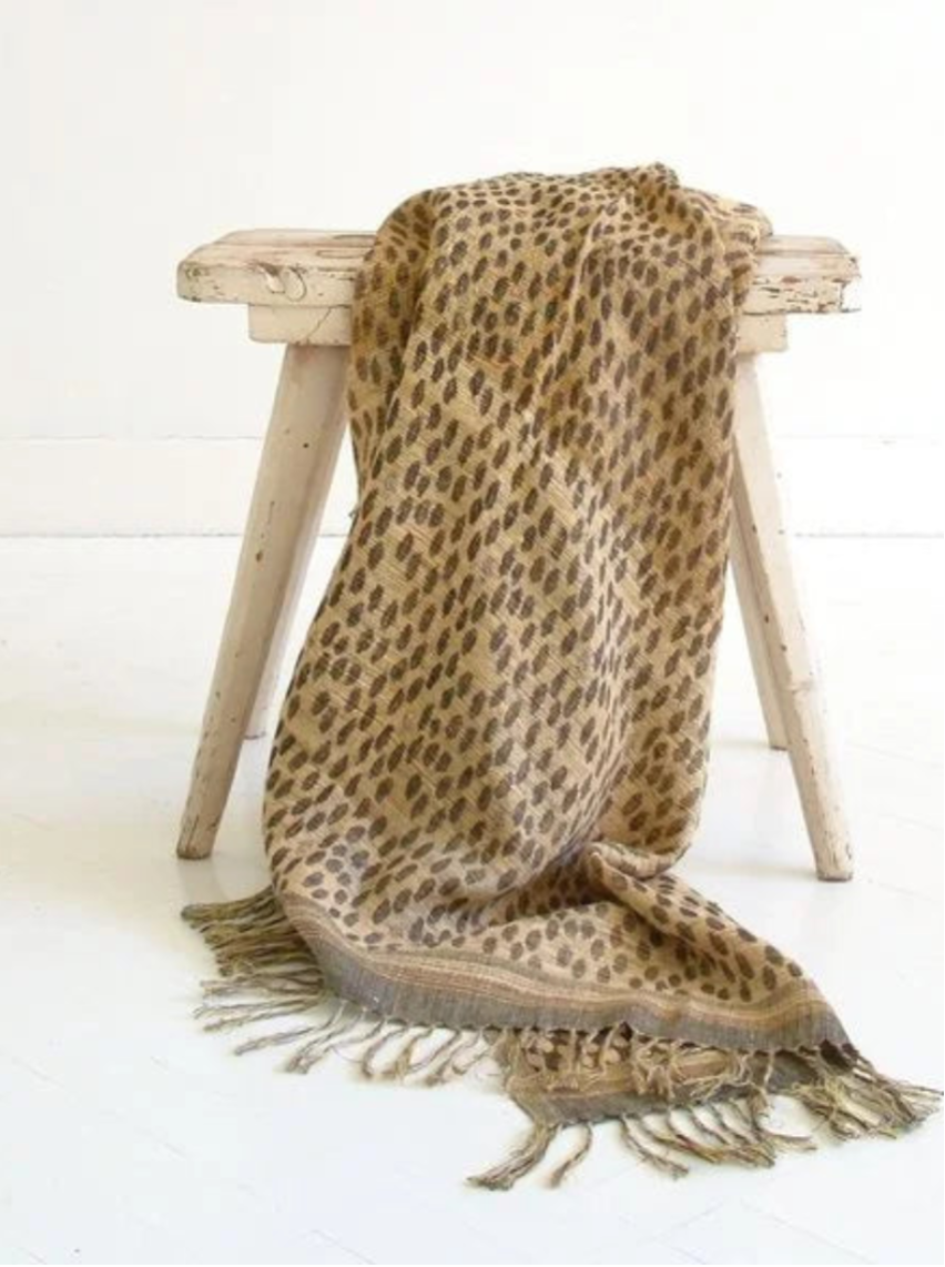 Jaguar throw - leo