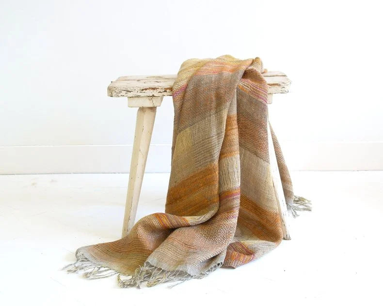 June throw - beige colors